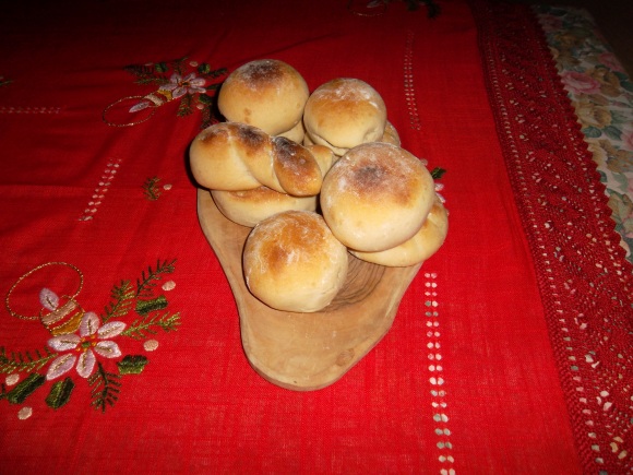 Christmas Bread with Olive Oil